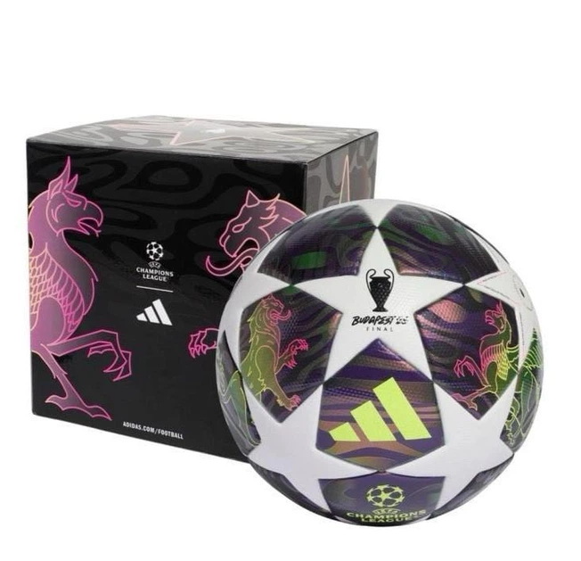 М'яч футбольний